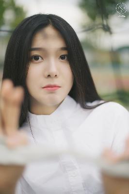 中字HD为丈夫的下属的成就与荣誉